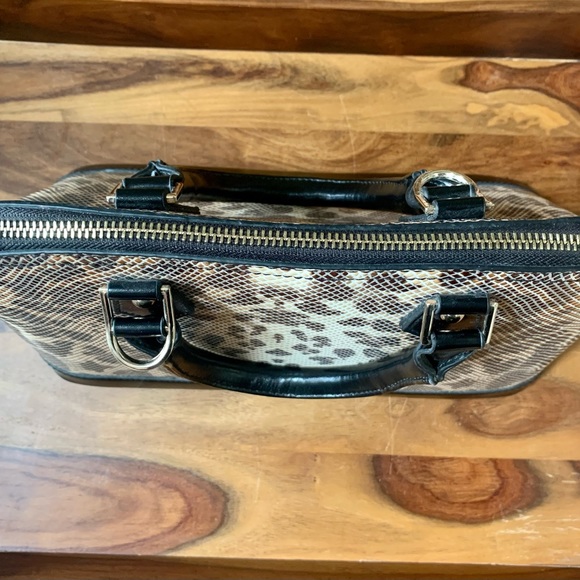 It Bag World Favorite - Picture 4 of 9